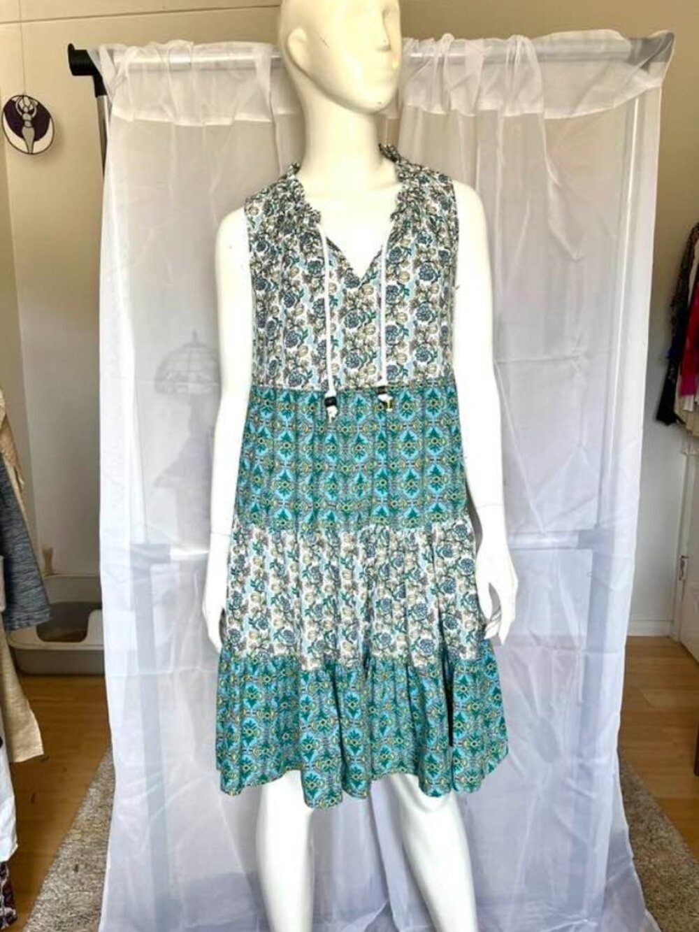 Chelsea & Theodore Sleeveless Cotton Peasant Dress in Medium